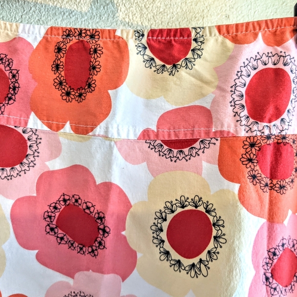 3/$15 A. Byer floral skirt (size 7) - Picture 2 of 7